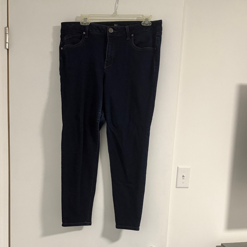 Women's Dark Blue Jeans
